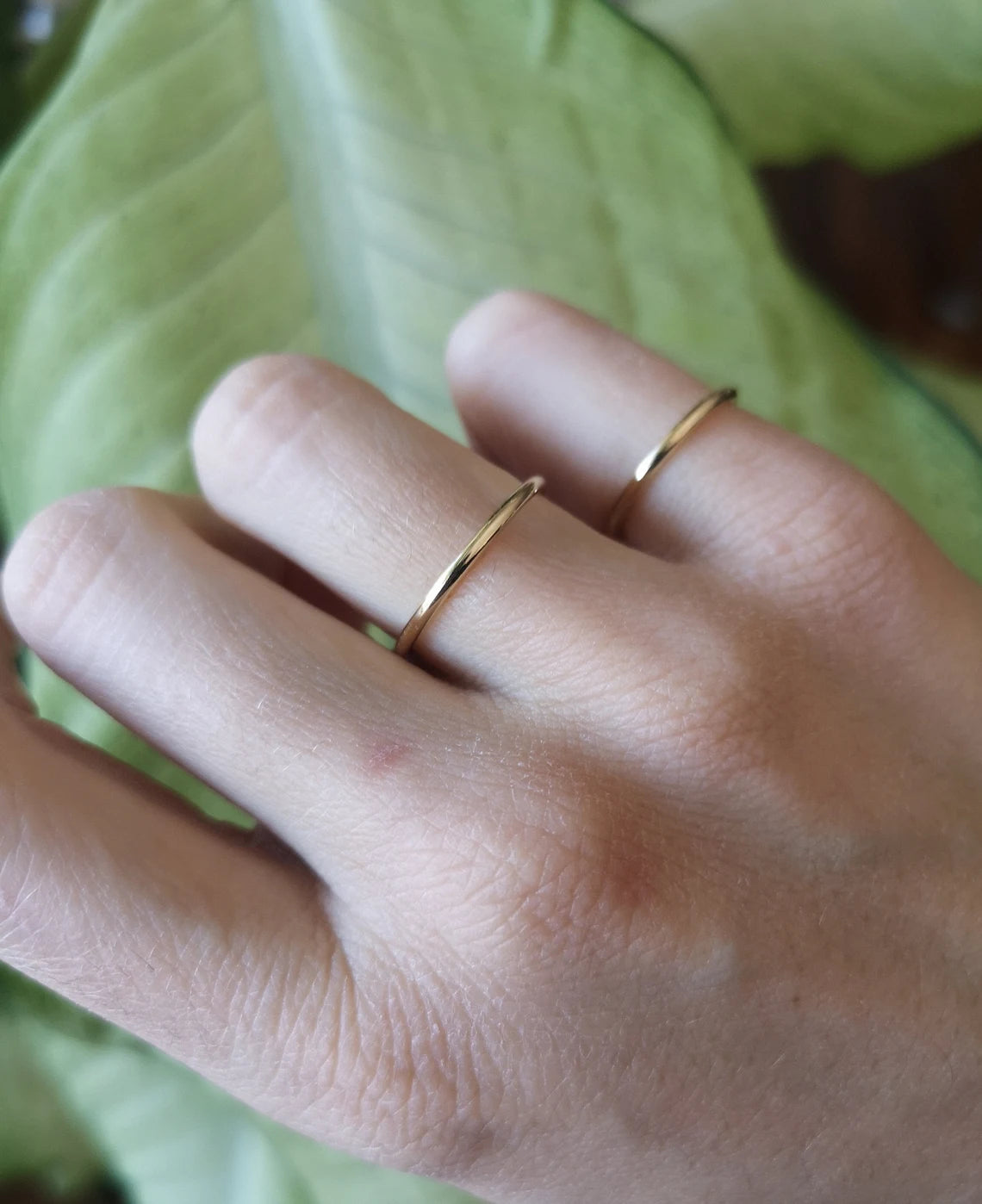 Ring - 1.6mm gold band - 10K yellow gold