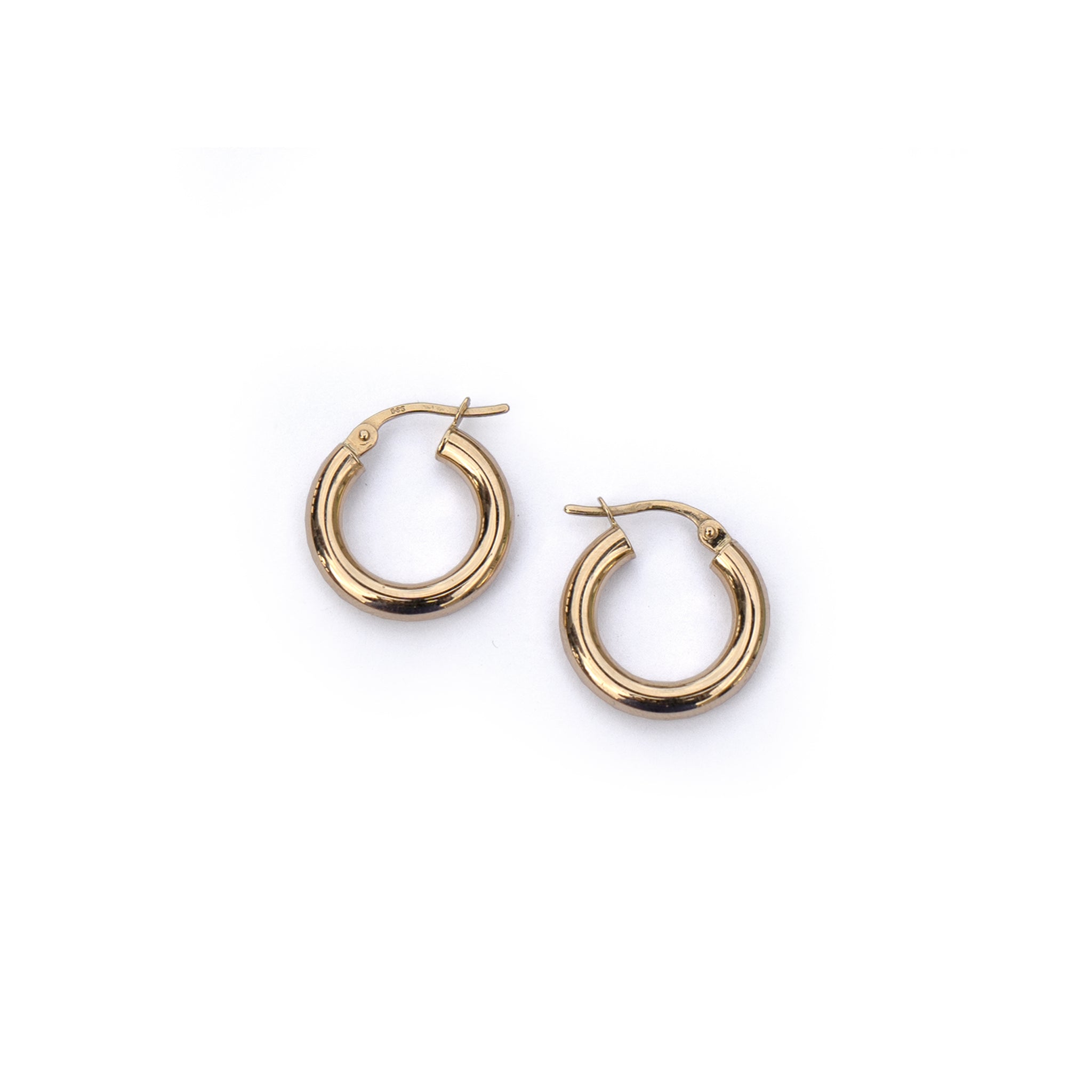 10 mm gold hoops from Lico Jewelry in Montreal
