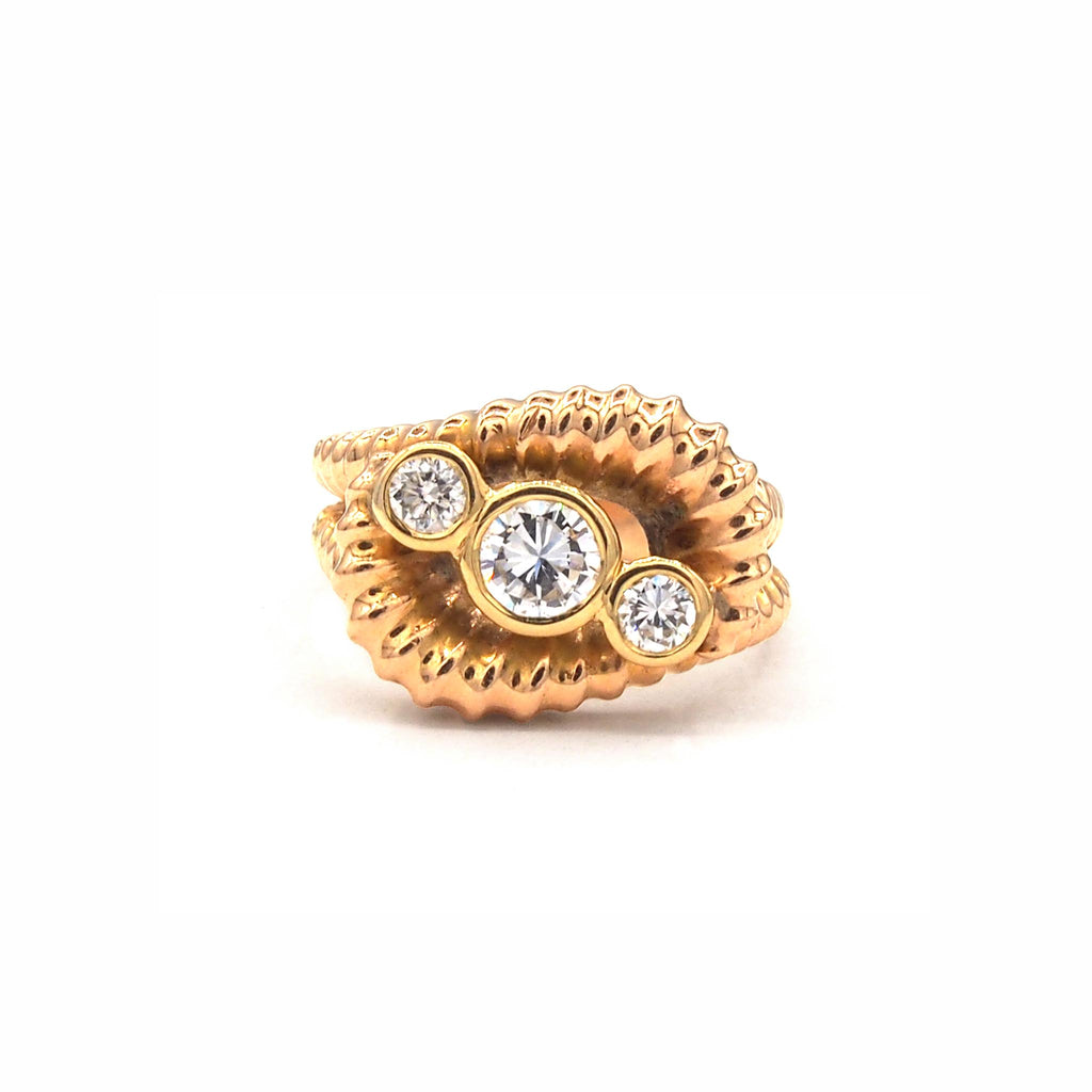 Lico Jewelry vintage 18K mid century diamond ring - front view