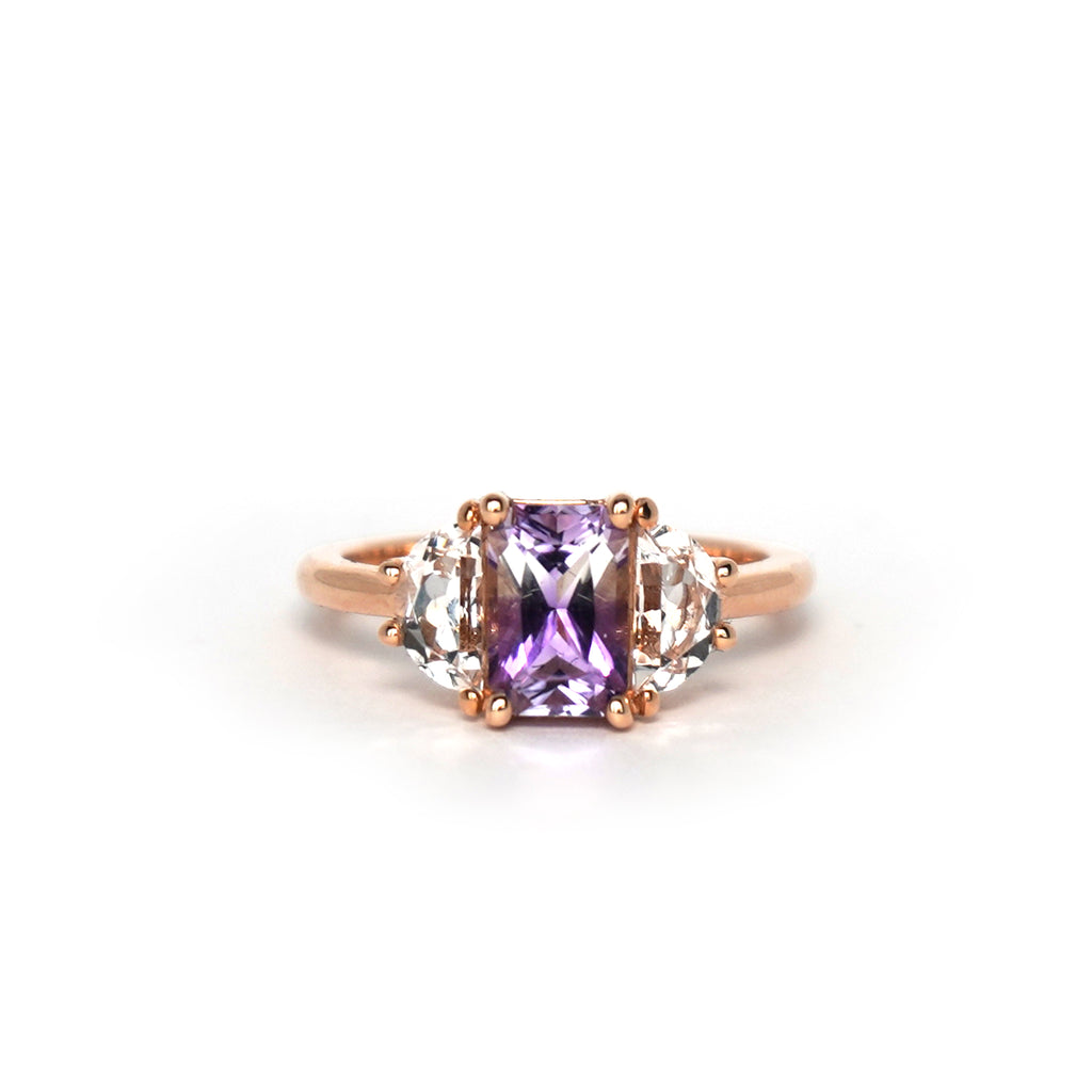Front view of the Lilac Roots ring in 14k rose gold with bi-color amethyst and white topaz stones. Lico Jewelry Montreal.